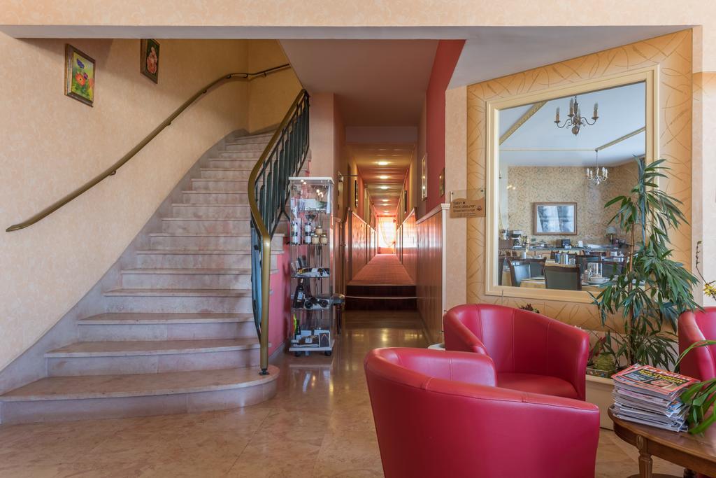 Hotel Bristol Châlons-en-Champagne Zewnętrze zdjęcie