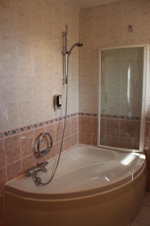 Hotel Bristol Châlons-en-Champagne Zewnętrze zdjęcie