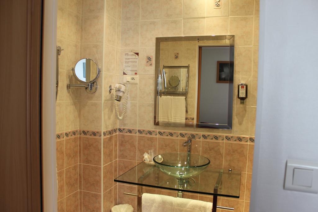 Hotel Bristol Châlons-en-Champagne Zewnętrze zdjęcie