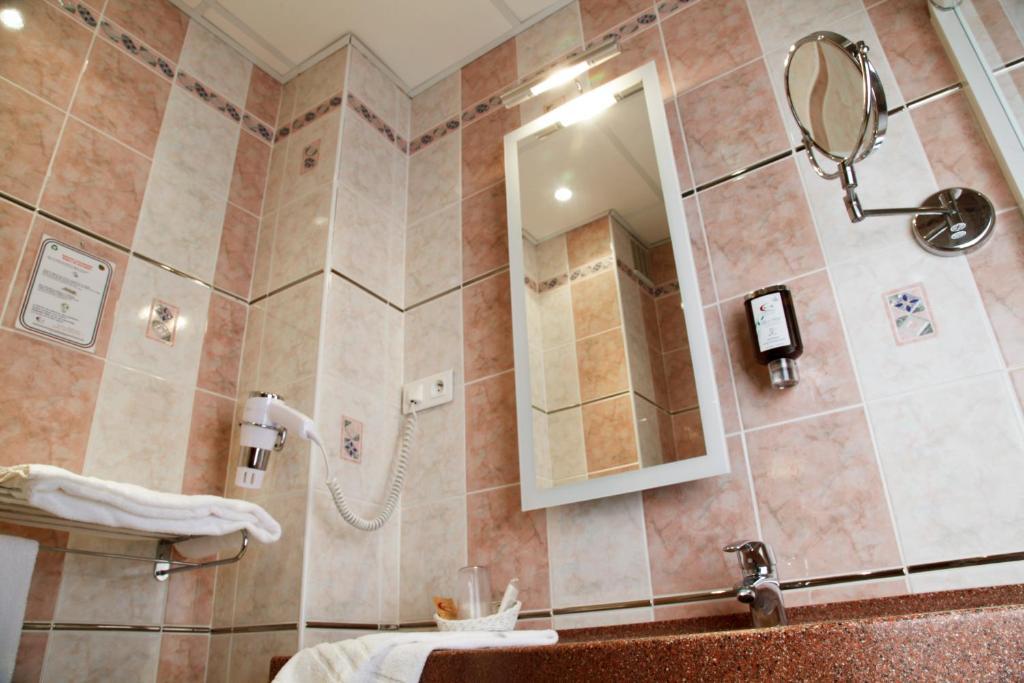 Hotel Bristol Châlons-en-Champagne Zewnętrze zdjęcie