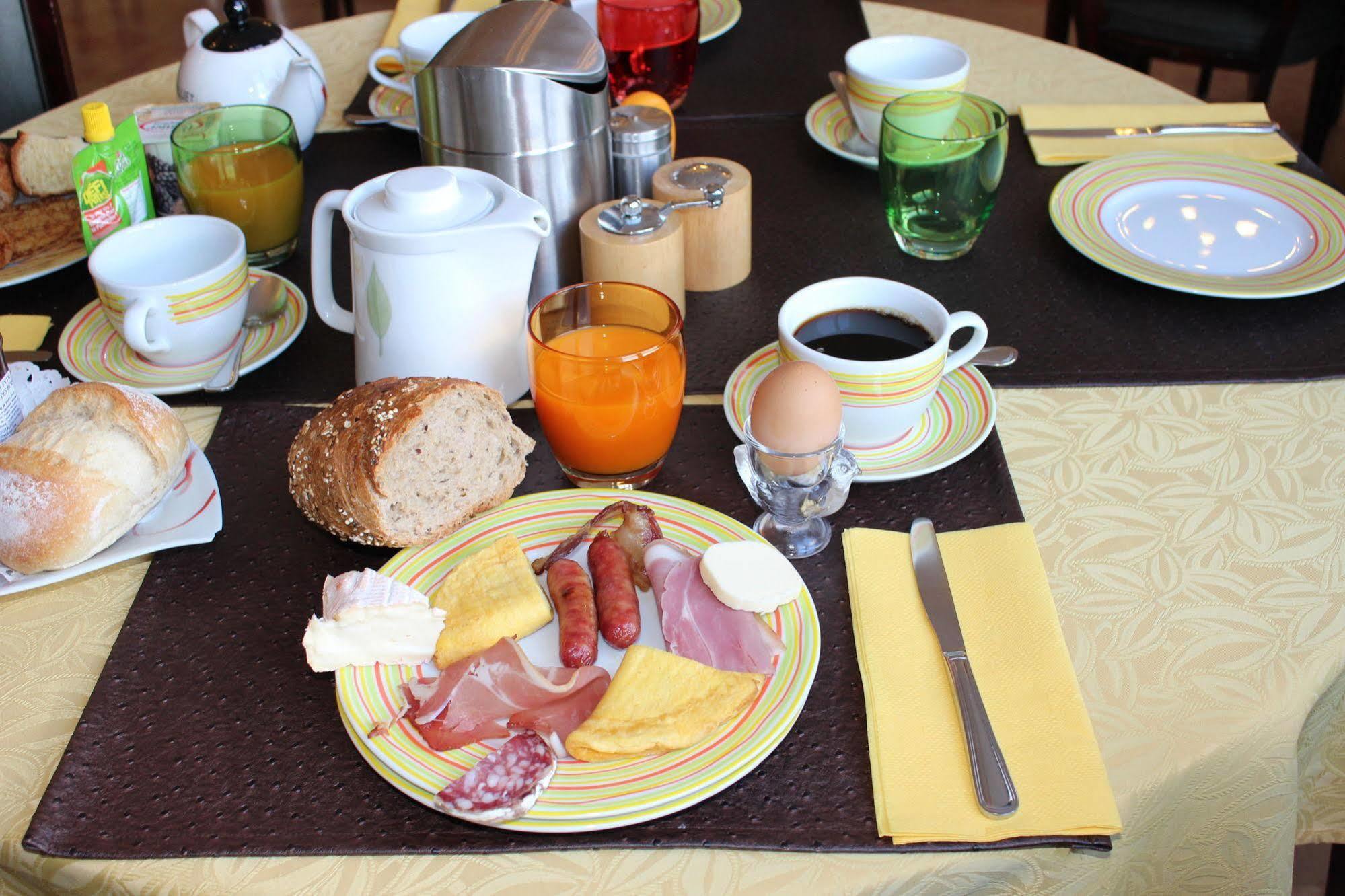 Hotel Bristol Châlons-en-Champagne Zewnętrze zdjęcie